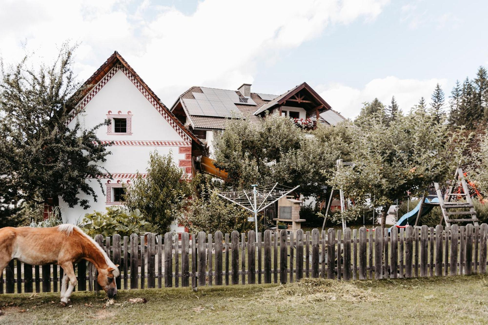 Ferienwohnungen Seifterhof Sankt Andra im Lungau Exterior photo